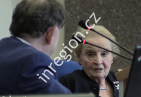 Madeleine Albright, debata, foto: inregion.cz, Šárka Konečná