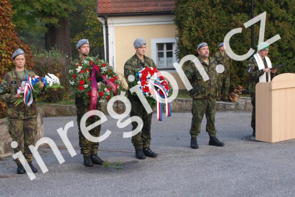 Vojáci v Chotyni vzpomínají na svého kamaráda, foto: kpt. Lada Ferkálová
