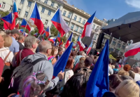 Demonstrace na náměstí - ilustrační foto, inregion.cz 