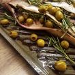 Makrela na olivách